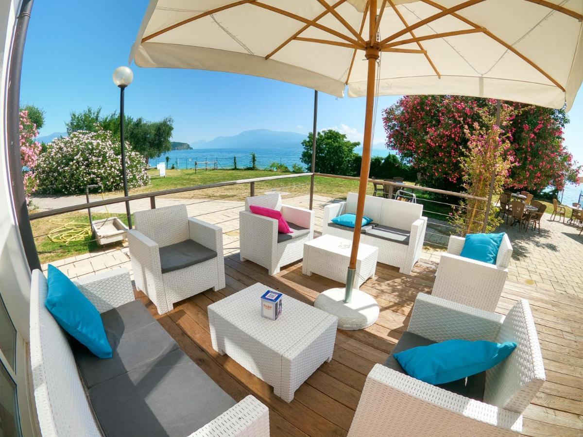 Sivinos Camping Boutique Манерба-дель-Гарда Екстер'єр фото