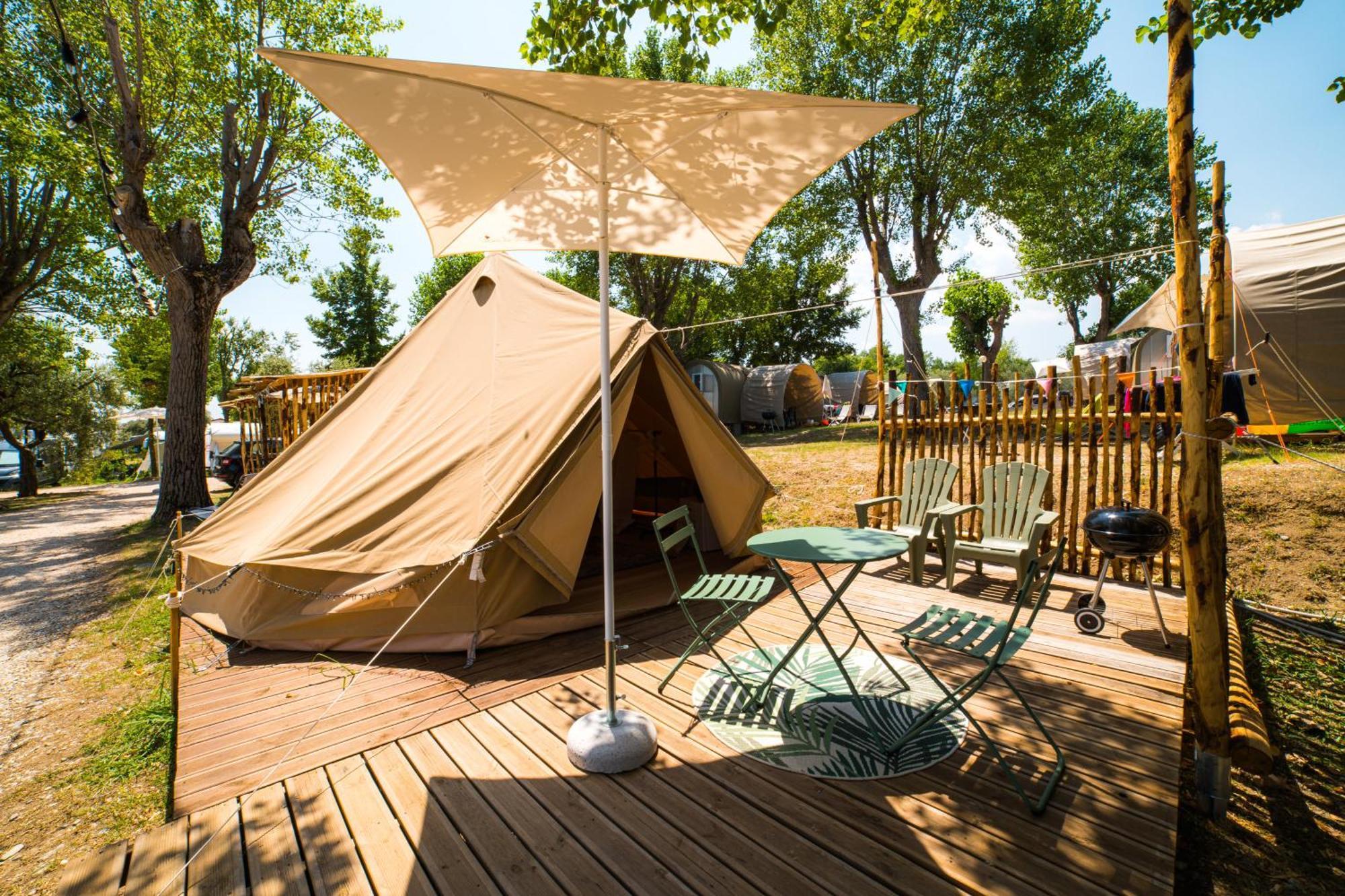 Sivinos Camping Boutique Манерба-дель-Гарда Номер фото