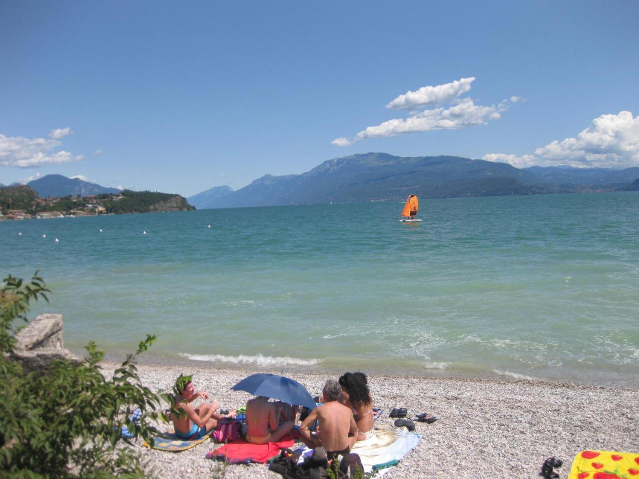 Sivinos Camping Boutique Манерба-дель-Гарда Екстер'єр фото