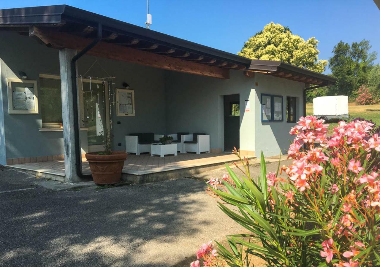 Sivinos Camping Boutique Манерба-дель-Гарда Екстер'єр фото