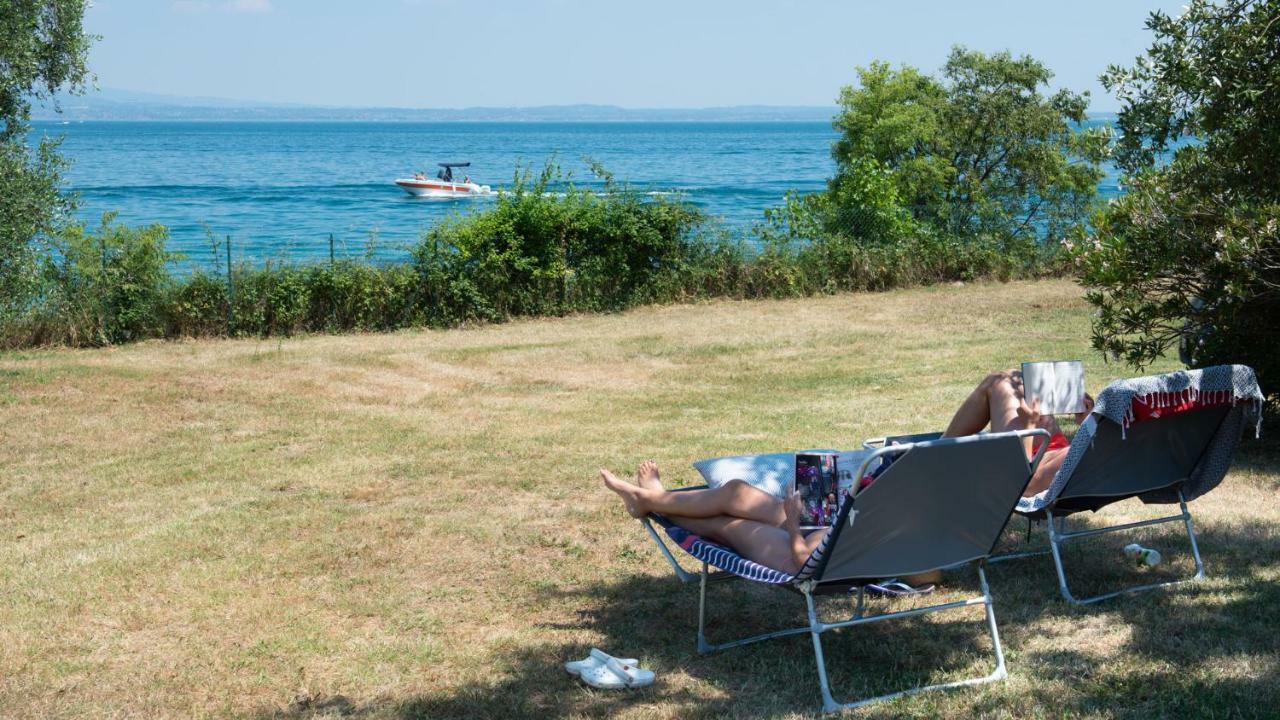 Sivinos Camping Boutique Манерба-дель-Гарда Екстер'єр фото