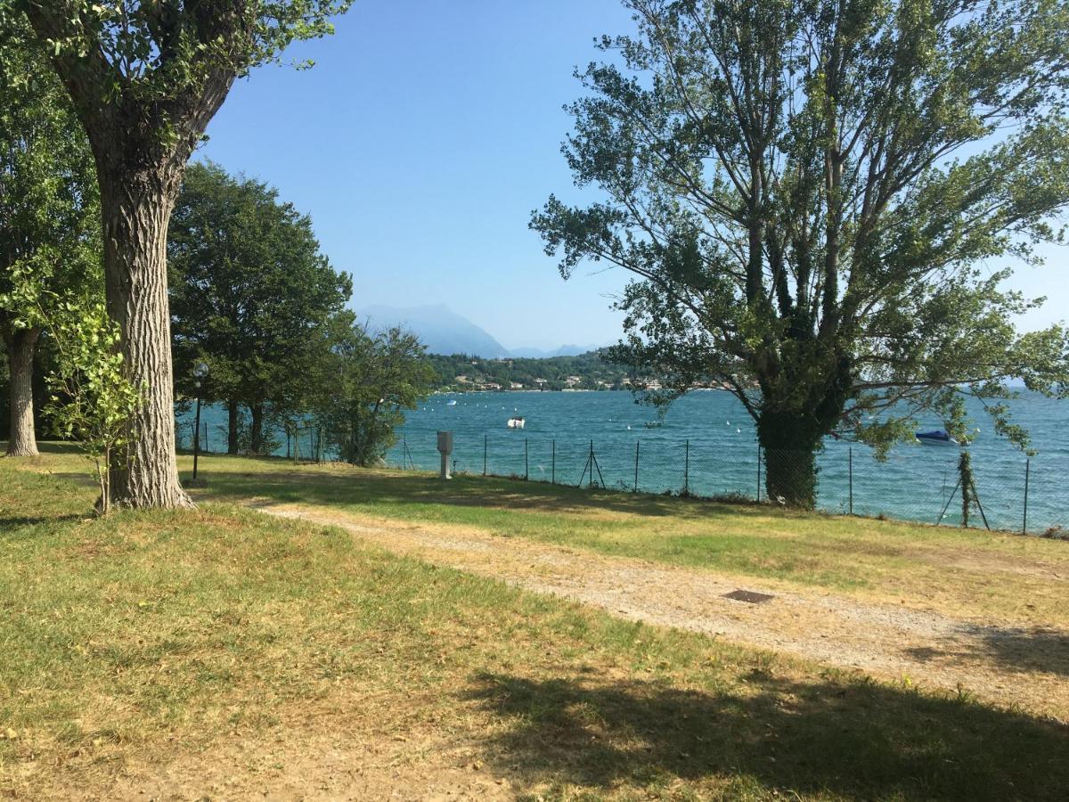 Sivinos Camping Boutique Манерба-дель-Гарда Екстер'єр фото